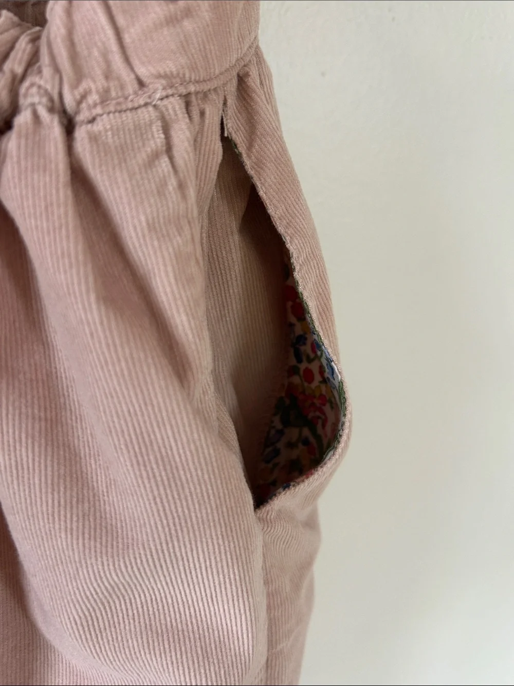 Mini Boden Girls Pink Cotton Corduroy Pinafore Dress with Floral Embroidery, 7/8